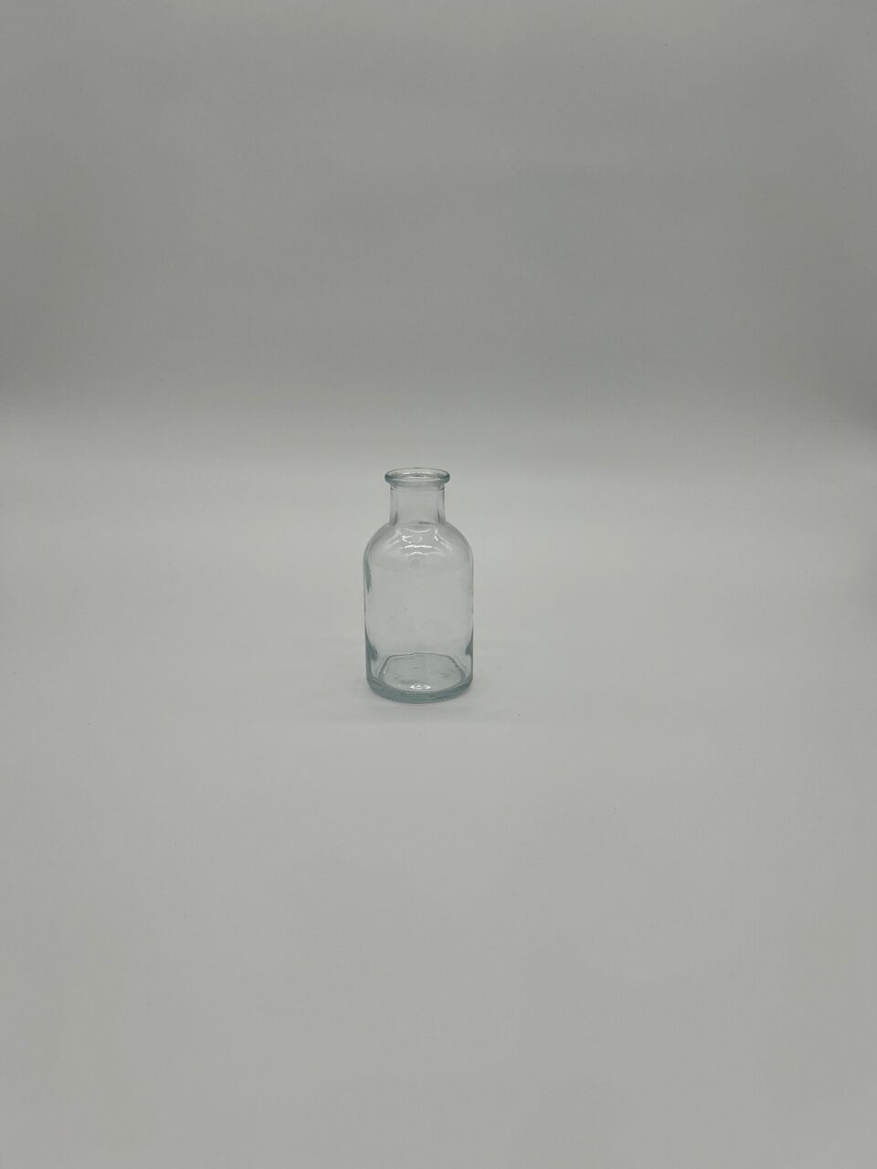 Transparente kleine Vasen